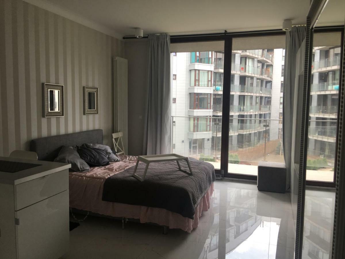 Studio Flat Triton Park Warszawa Eksteriør billede